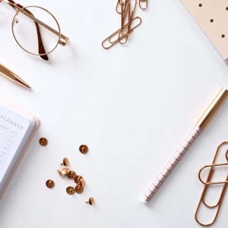 Kiedy odstąpić od umowy o roboty budowlane — pomoc radcy prawnego w Warszawie