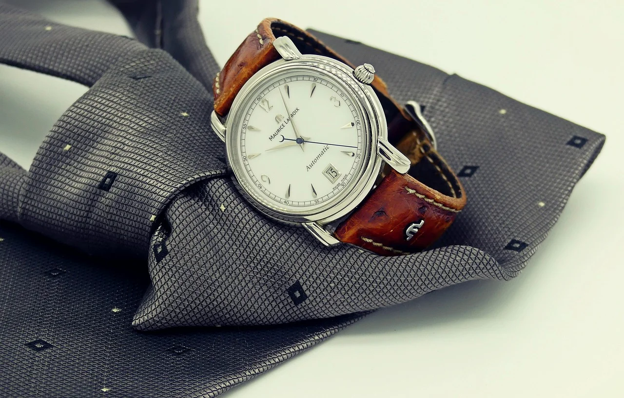 Tapeta jak pikowana skóra — styl i akustyka w jednym